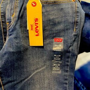 New Ladies Denim 414 Levi’s jeans